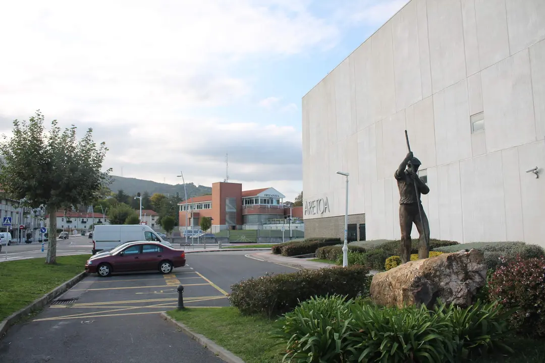 Meatzari Aretoa Muskiz