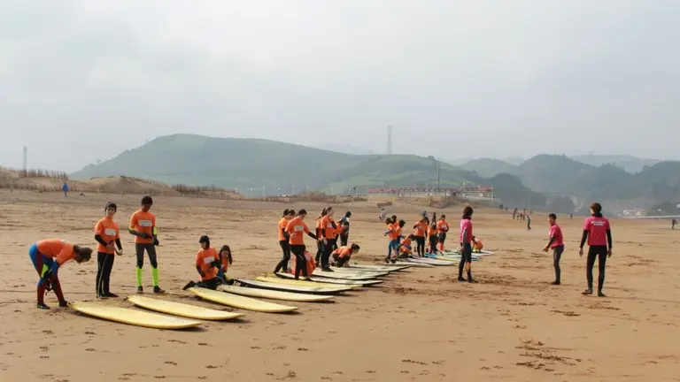 Los grupos ser&aacute;n de un m&aacute;ximo de 30 ni&ntilde;os