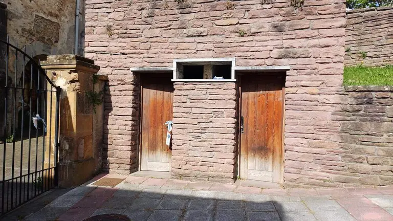 baños-iglesia-san-juan-muskiz