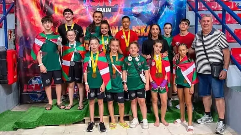 club-kick-boxing-muskiz-medallas-open-iska